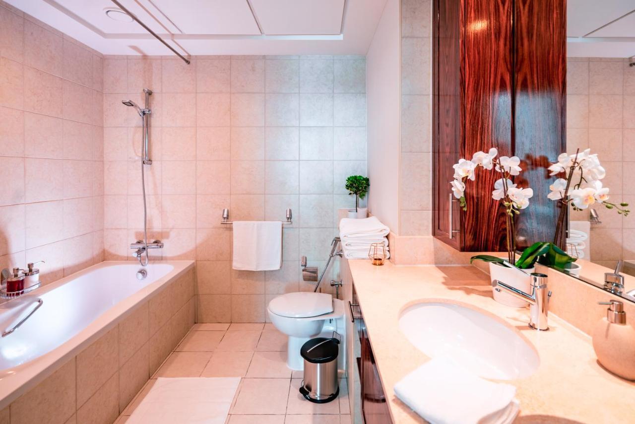 Elite Royal Apartment - Full Burj Khalifa & Fountain View - Brilliant - 2 Bedrooms & 1 Open Bedroom Without Partition Ντουμπάι Εξωτερικό φωτογραφία